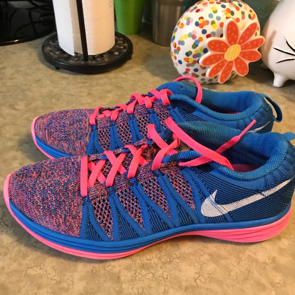 Nike Tennis Shoe